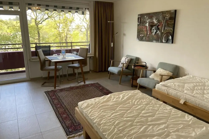 Room 2 of 18