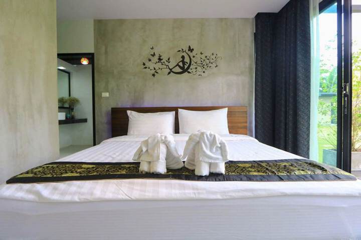 Room 5 of 29