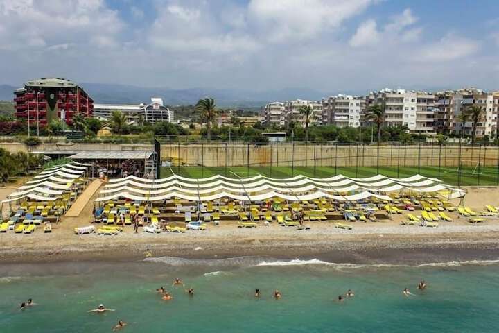 Beach 154 of 176