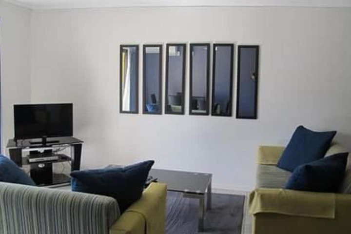 Room 10 of 36