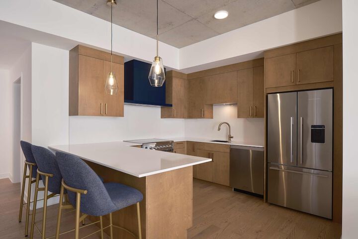 303 3rd Floor 1 Bedroom Suite Queen Bed Balcony (62 of 90)