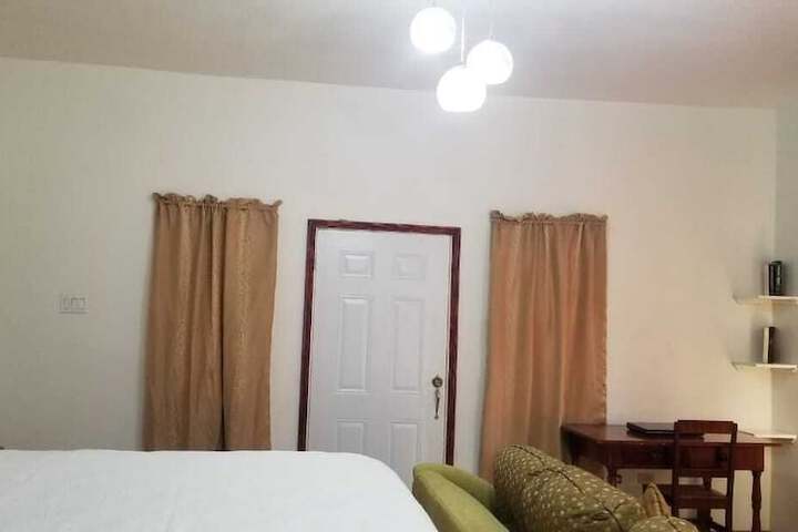 Room 9 of 41