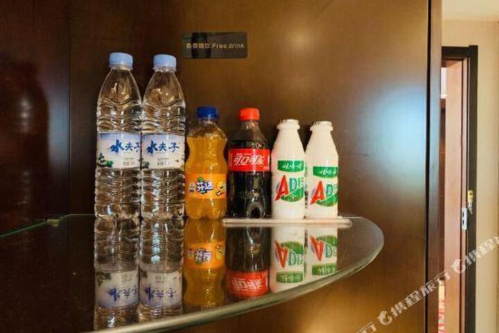 Gelunbu Hotel (Fuzhou Railway Station Doumen Metro Station)