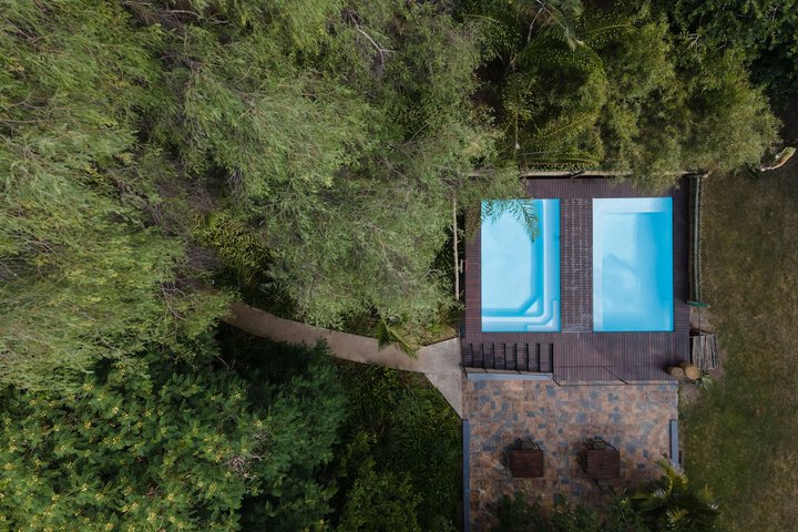 Hotel with Pool