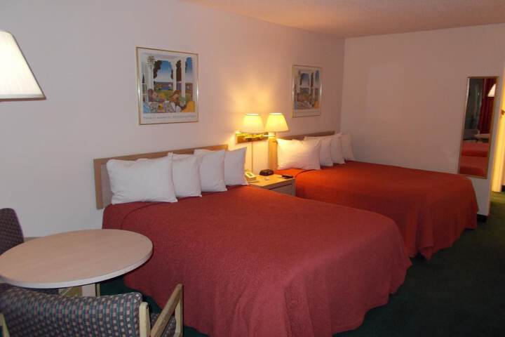 Room 13 of 29