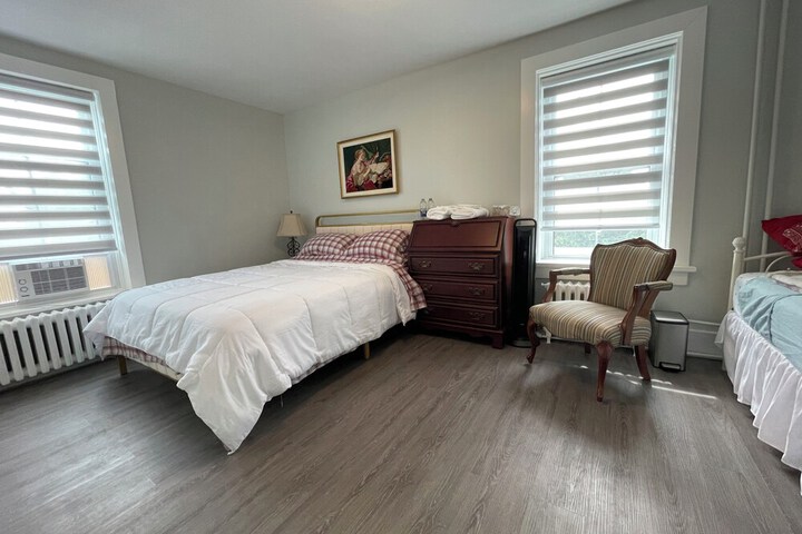 Room 12 of 29