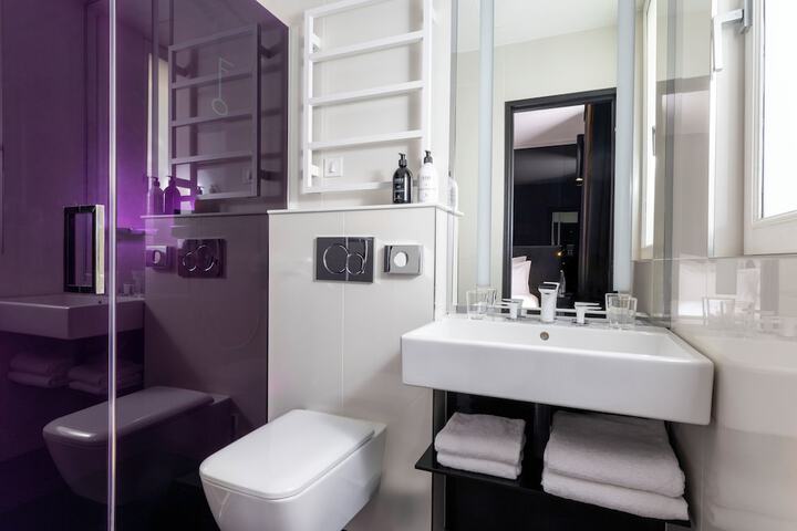 Room 42 of 52