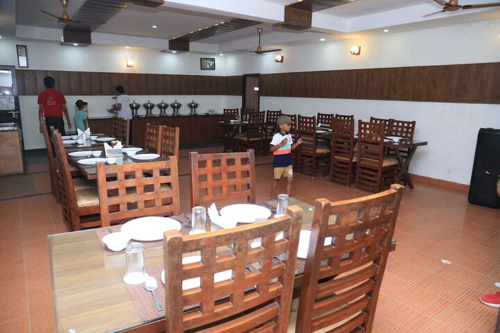 Dining 150 of 178