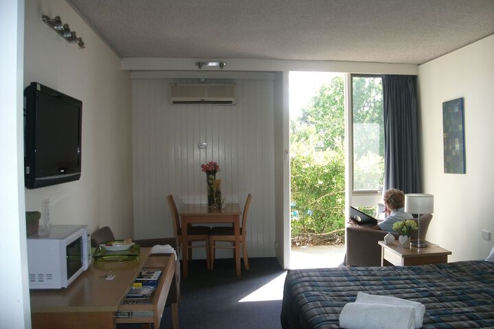 Room 5 of 22