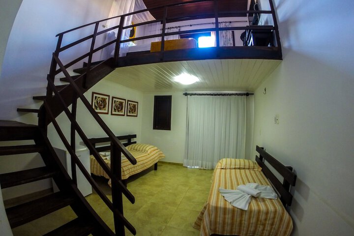 Room 23 of 48