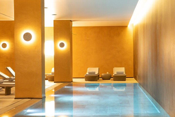 Pool 48 of 100