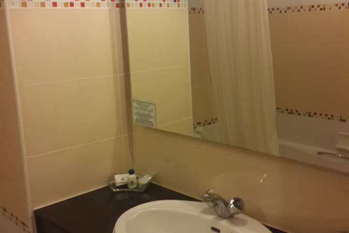 Clean Restrooms