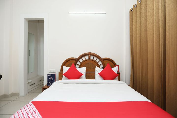 Room 26 of 29