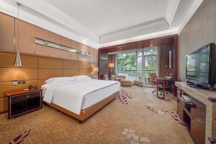 Room 20 of 95