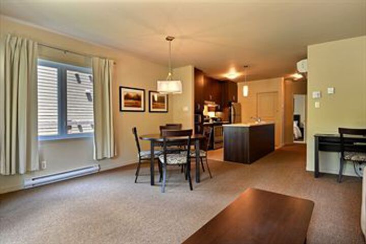 Room 10 of 22
