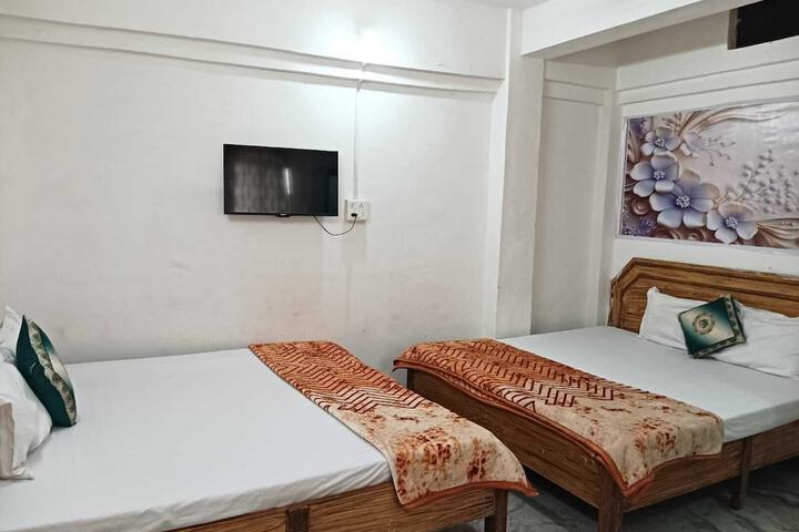 Room 29 of 69