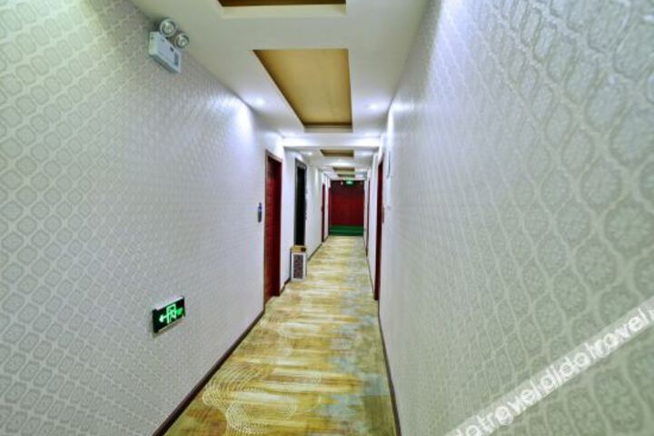 Hotel Interior 5 of 25
