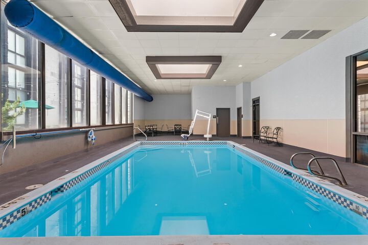 Pool 31 of 44