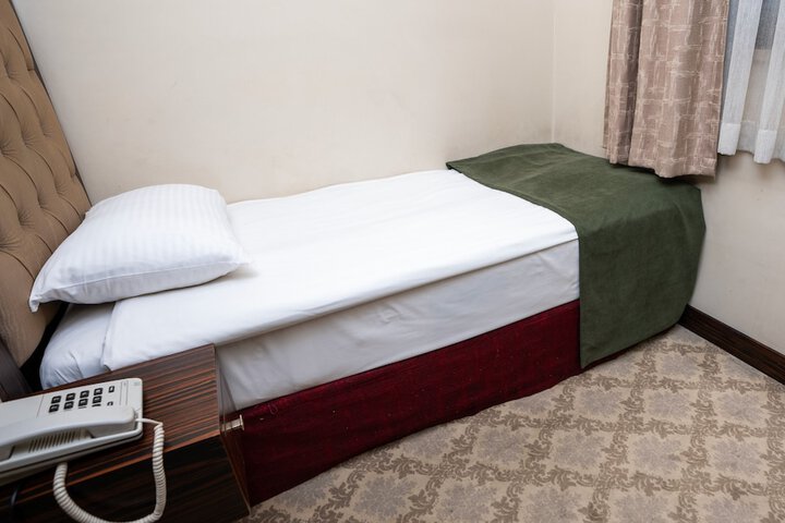 Room 40 of 94