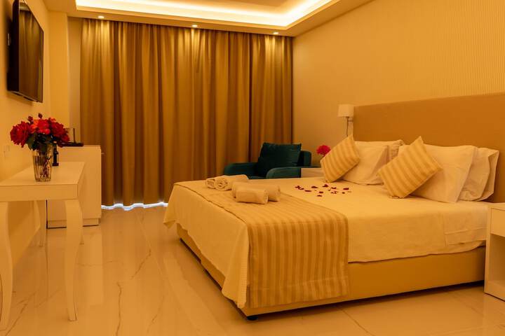 Room 7 of 61