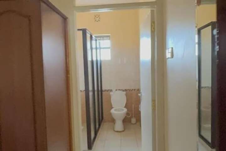 Room 12 of 36
