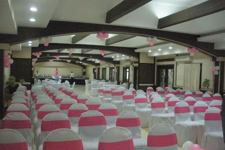 Ballroom/Hall 14 of 20
