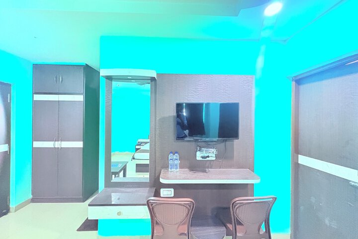 Room 5 of 41