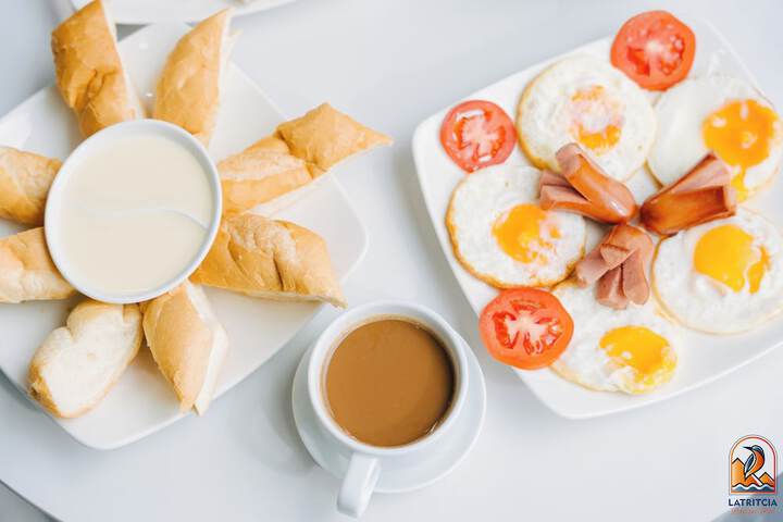 Breakfast/Coffee Service 16 of 23