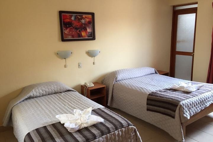 Room 4 of 17