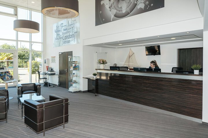 Hotel Lobby