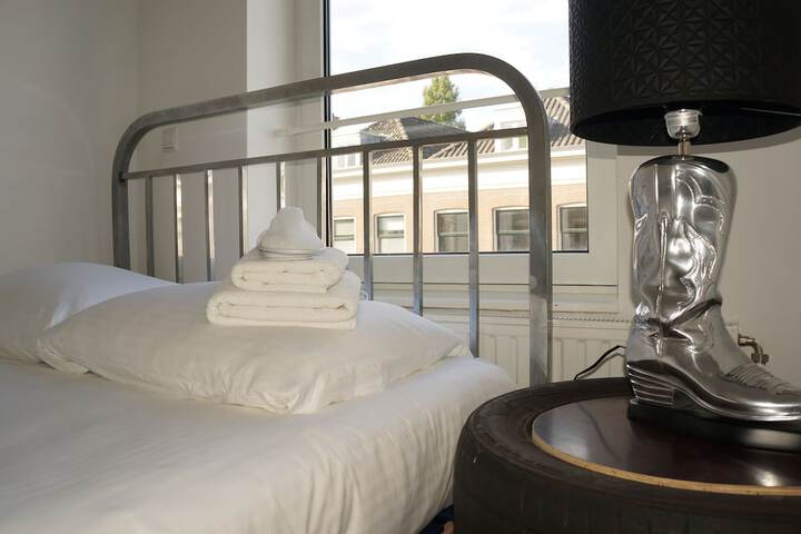 Room 21 of 59