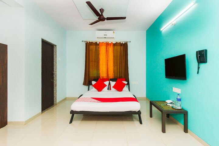Room 28 of 30