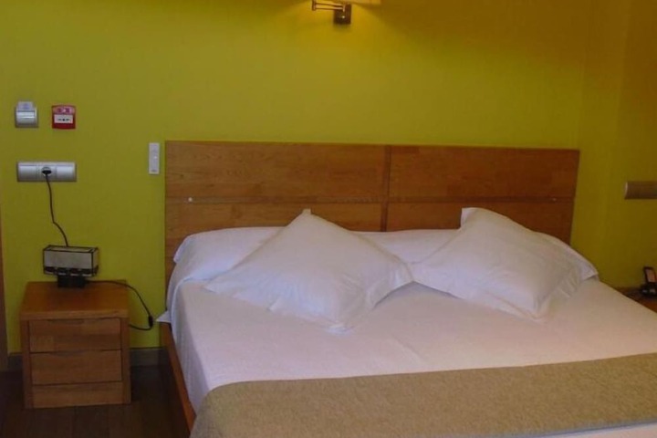 Room 14 of 47