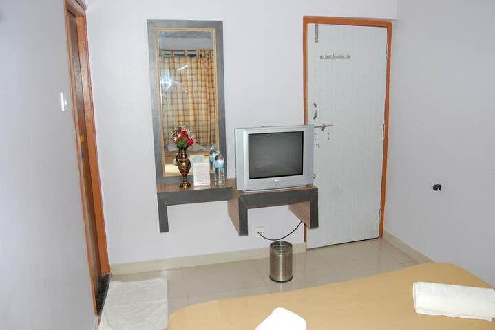 Room 22 of 30