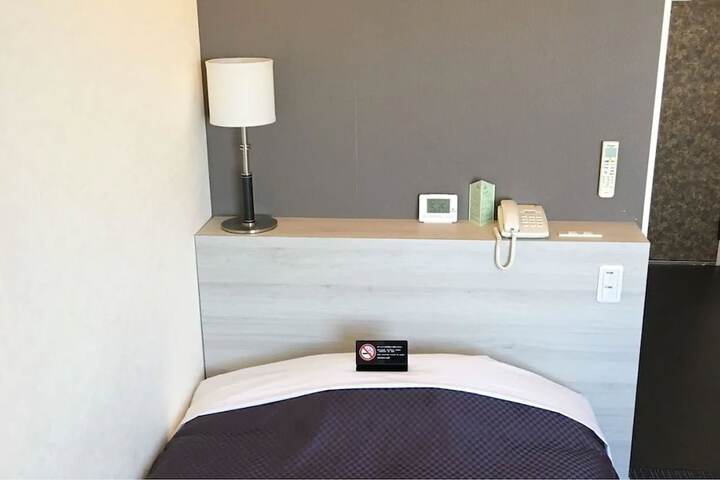 Room 16 of 35