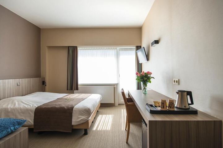Room 19 of 50
