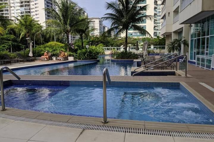 Pool 20 of 44