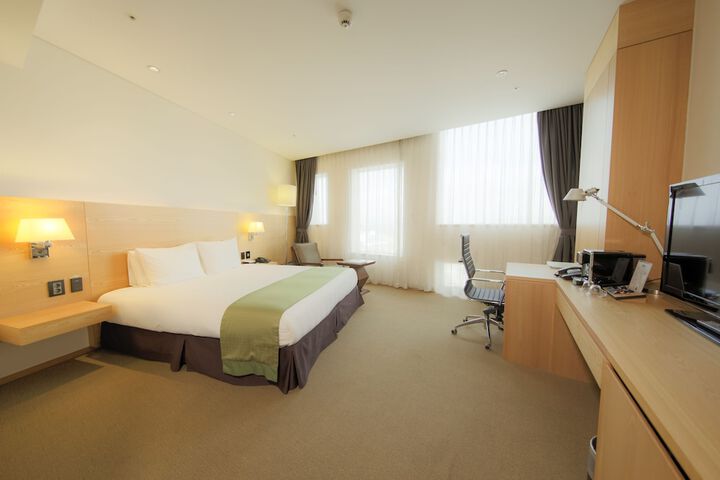 Room 14 of 112