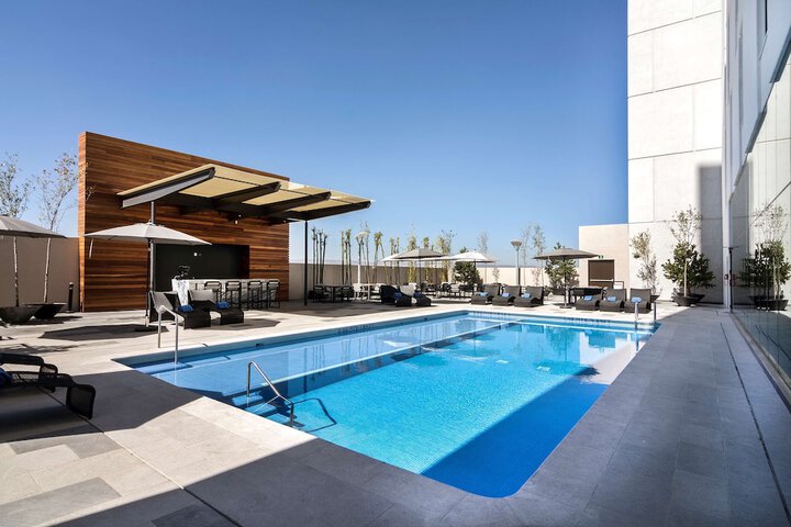 Pool 69 of 103