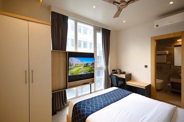 Room 10 of 48