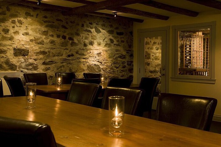 Ballroom/Hall 18 of 41