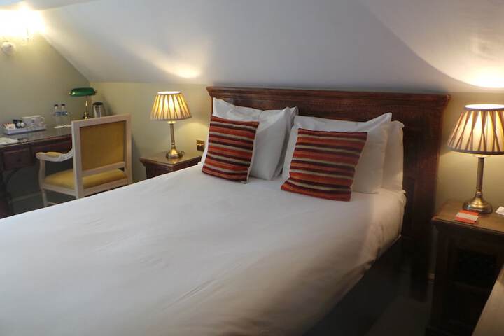 Room 14 of 53