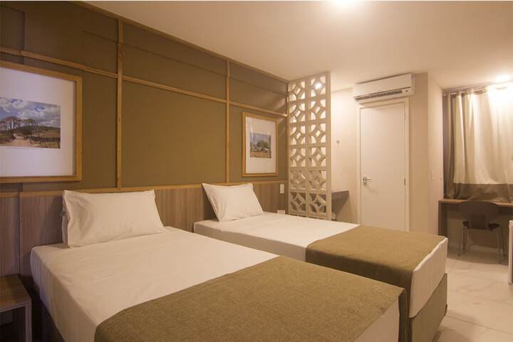 Room 11 of 50