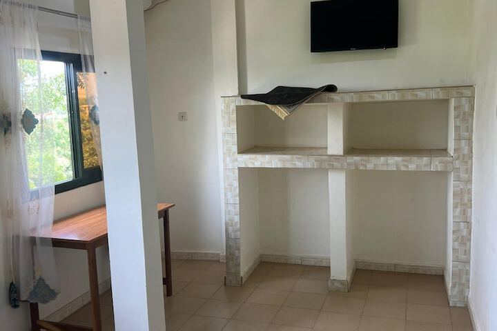 Room 15 of 23