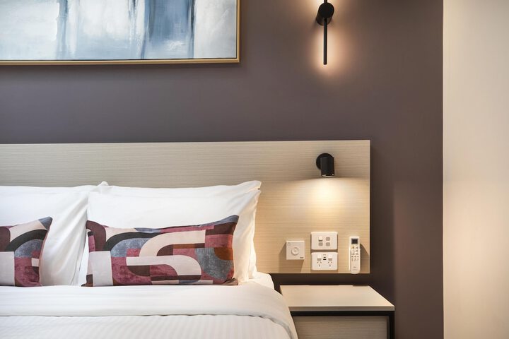 Room 10 of 62