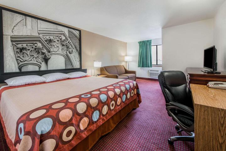 1 Queen Bed (47 of 51)