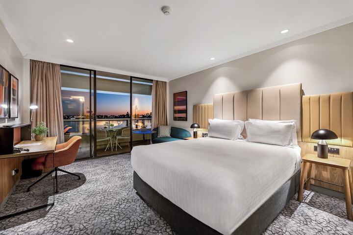 Room 22 of 128