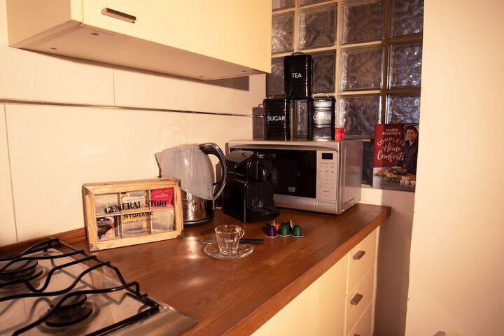 Breakfast/Coffee Service 24 of 39
