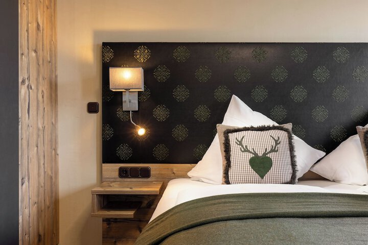 Room 81 of 207