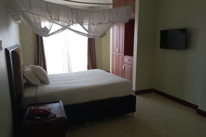 Room 12 of 55